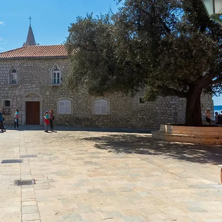 Apartment Julietta Rab Town Exterior photo